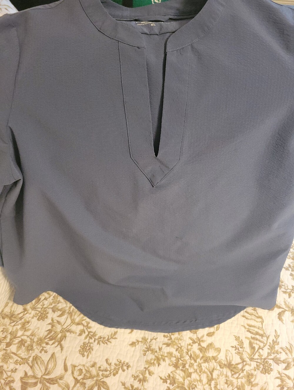 Women's Navy Popover Vineyard Vines